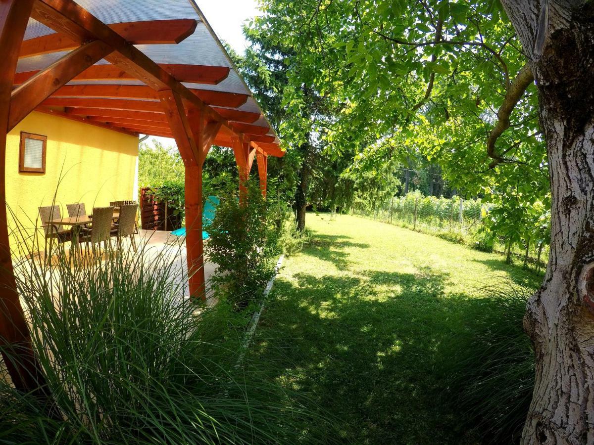 Menta Holiday Home Badacsonytomaj Exterior foto